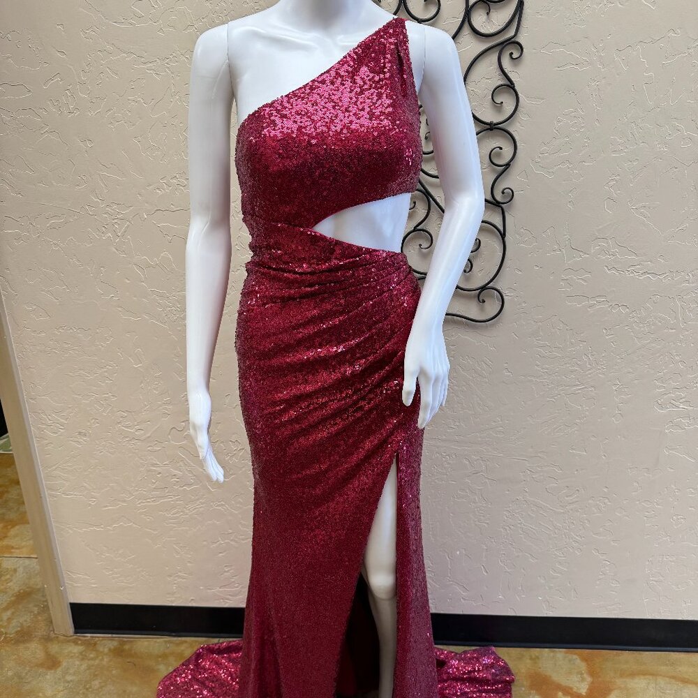 Sherri Hill Maroon Evening gown/ Prom dress